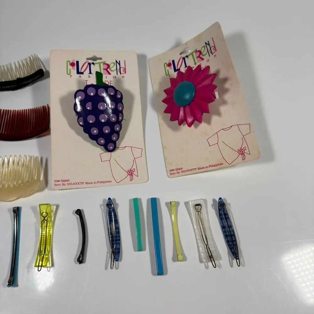 Vintage 80s 90s Hair Accessories LOT of 30 Flattron Barrettes Banana Clip Combs